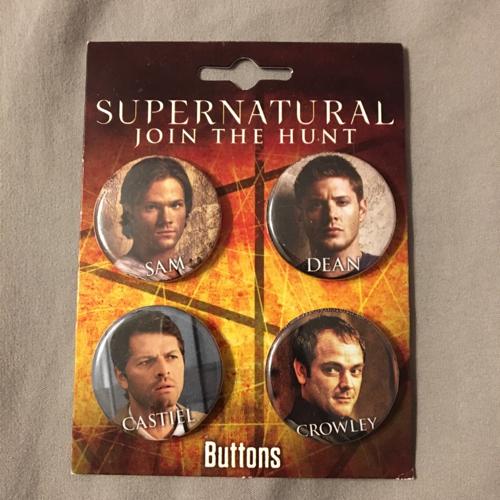 SUPERNATURAL Join The Hunt BUTTON SET